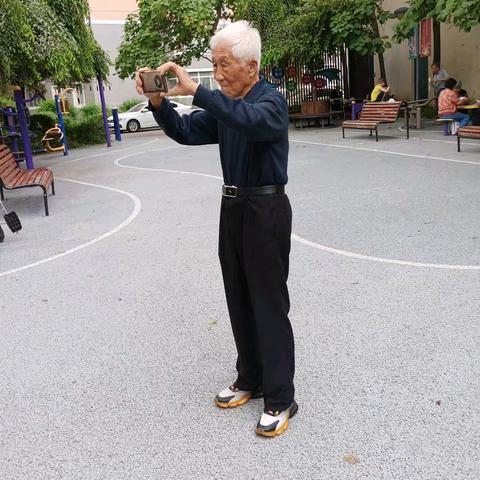 健康快乐（4）每天运动健康快活，省委高层社区