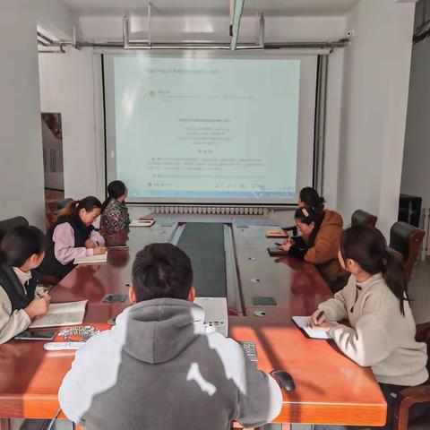 明团纪 强意识--历山吉第社区团组织开展《中国共产主义青年团纪律处分条例（试行）》学习活动