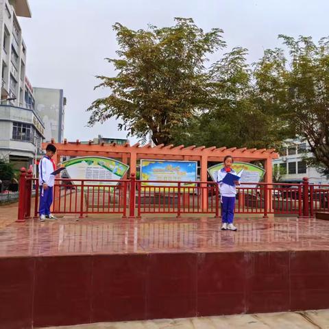 传承雷锋精神，弘扬时代新风--定城镇中心学校开展学雷锋月活动