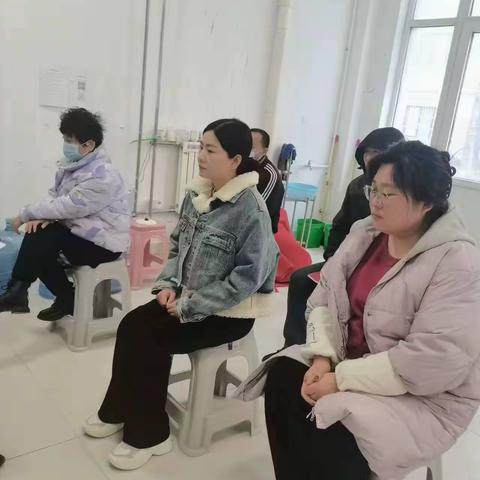 济北街道永康社区—开展垃圾分类宣传活动