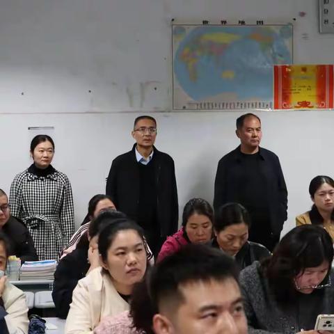 家校携手护成长 · 共育花开繁似锦——滕东中学九年级召开家长会