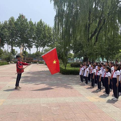 “红领巾心向党 争奖章促成长”——惠民县胡集镇中心小学2023年“红领巾奖章”一星章颁章仪式