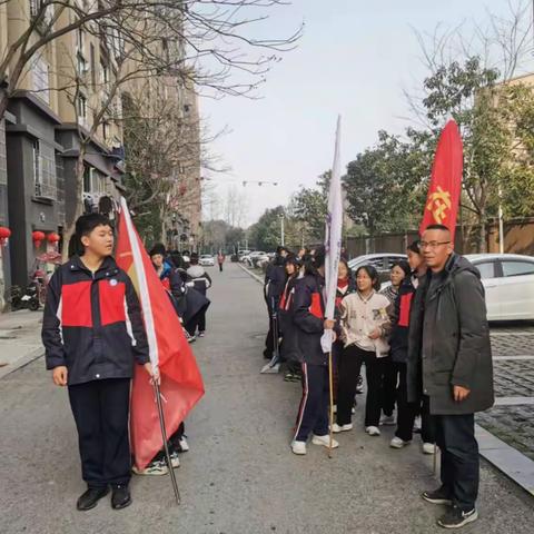 暖心三月学雷锋，保护环境我做起——芜湖市东湖学校开展学雷锋志愿服务活动