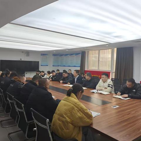 严抓纪律作风教育 提升网格管理效能