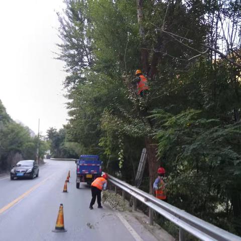 舟曲公路段全力保障旅游黄金期道路通行安全