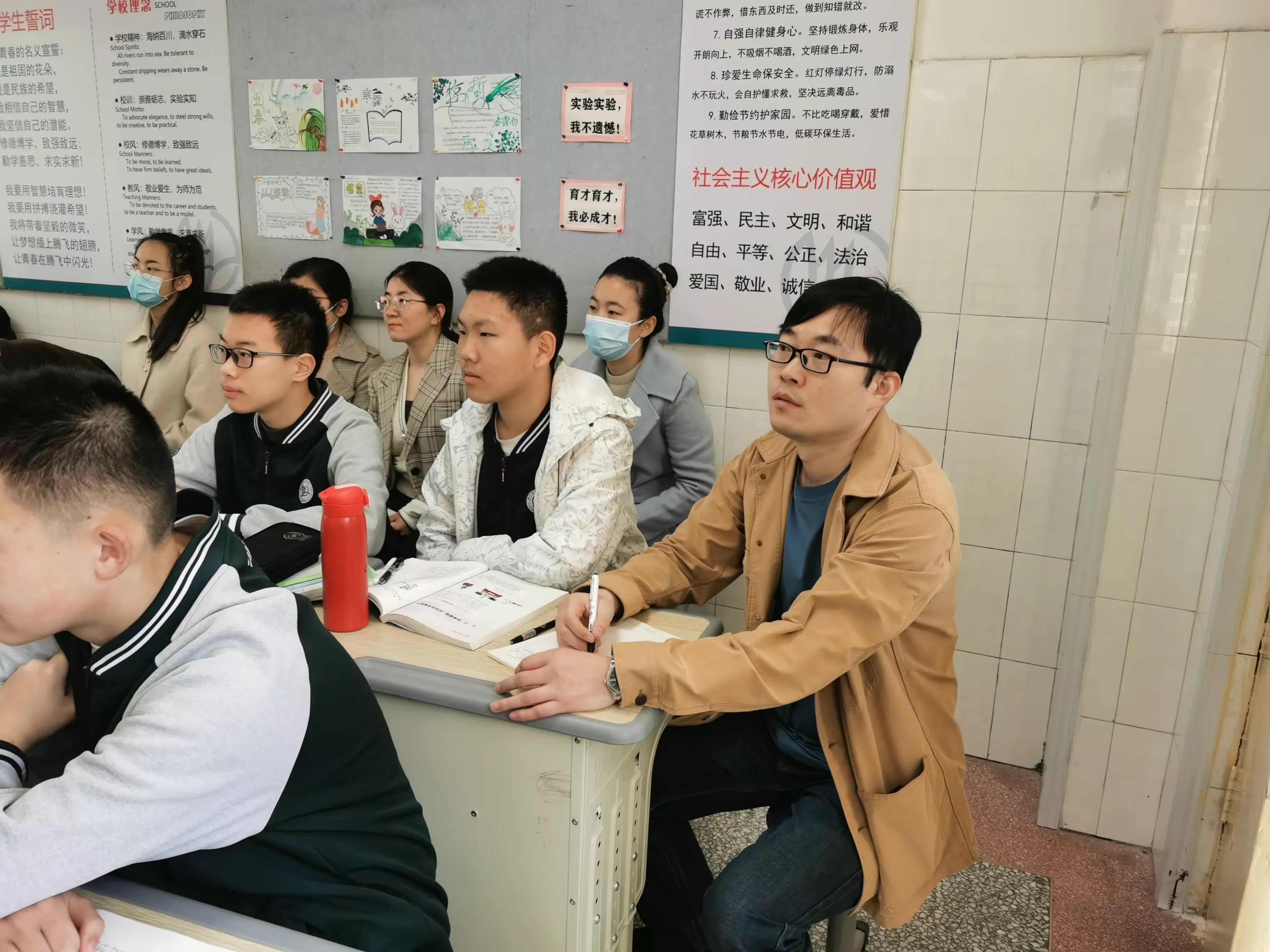 简篇-【智耀实初】教无涯,研不止,学示范,促成长——济宁市实验初中物理教研组开展校级能手展示活动