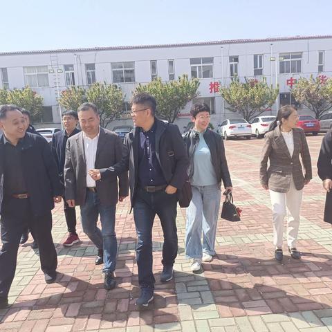秦皇岛市卫生学校、秦皇岛外事旅游学校、樱花﻿日语培训学校领导莅临滦州市卫校参观交流
