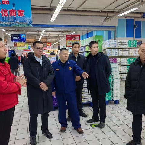 区委常委、常务副区长南龙督导检查企业安全生产工作