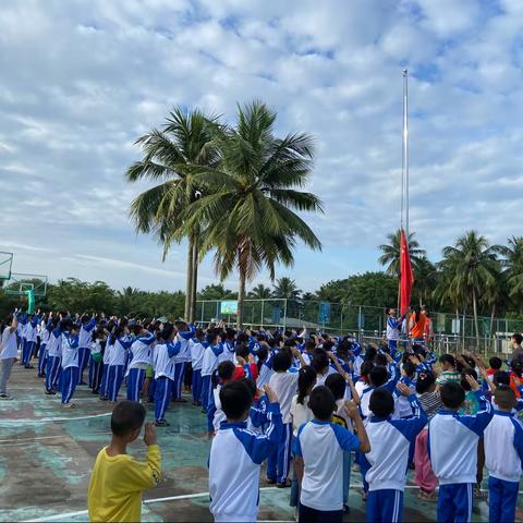 关于加强中小学手机管理告家长书——琼海市长坡镇伍园小学