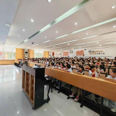 全国爱眼日阳光小树眼科团队携手专家走进校园开展科普宣教