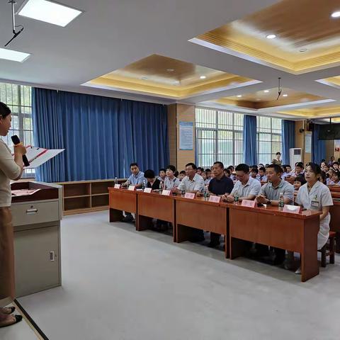 2025全国“爱眼日”西安阳光小树眼科爱眼公益活动走进校园  ——捐赠学生近视防控阅读镜5.66万元！