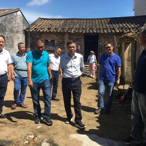 市水务集团开展助学暨走访慰问活动