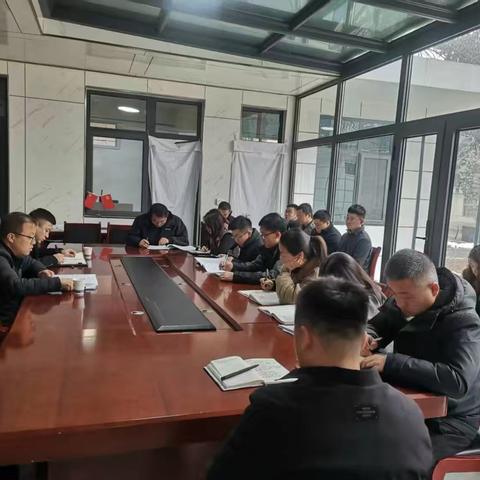 县委宣传部专题传达学习县“两会”精神