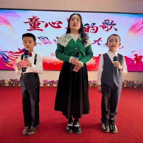 聚焦多彩校园，唱响青春旋律———新盛小学“童心里的歌”校园小歌手大赛