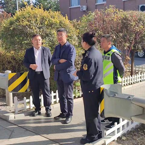 省公司纪委书记倪振勇到朝阳分公司收费站检查指导工作