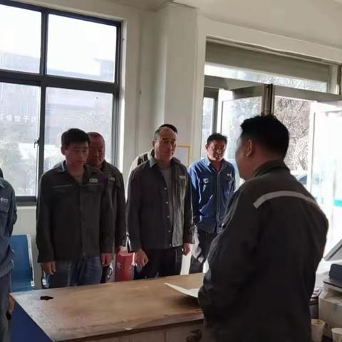 督促电费回收 确保“颗粒归仓”