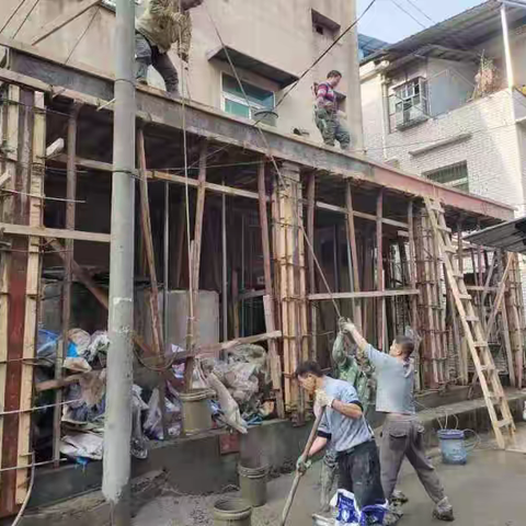 查“危”排违促安全--洲头街道依法拆除三处违法建设