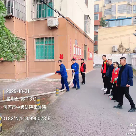 源汇区财政局持续开展“大清扫、大冲洗” 活动，以实际行动助力社区环境提升