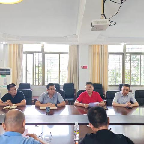 凝心聚力赋能乡村振兴——儋州市综合行政执法局党组副书记陈鹏图赴兰洋镇看望派驻乡村振兴工作队队员