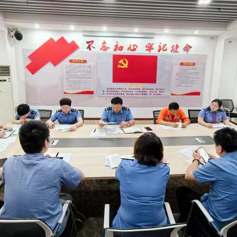 南昌车站工会召开“两委”专题会议   学习传达集团公司工会第二届委员会 第四次全体（扩大）会议精神     推进“达标争先”学习教育研讨活动