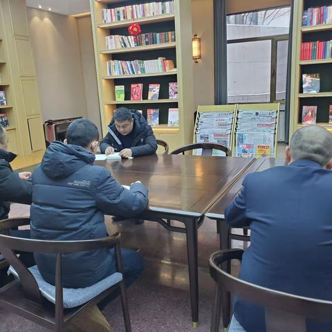 2023年2月10日上午康旅支部党员在图书馆学习