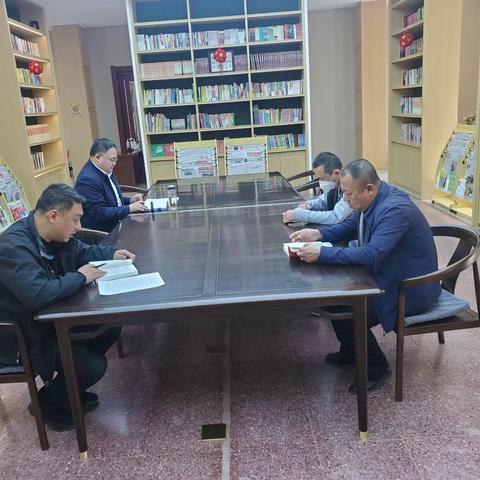 2023年3月10日上午康旅党支部在图书馆组织全体党员学习