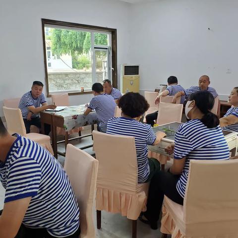 养马岛接待站组织党员党课学习及全体员工学习安全知识