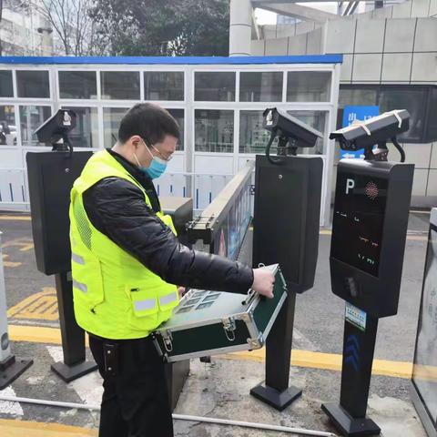 市质量技术检验测试中心开展停车计时收费装置到期检定工作