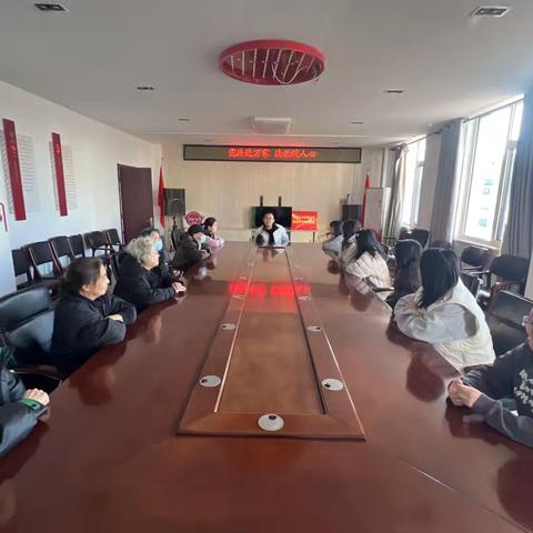 东环里社区‖宪法宣传“零距离” 普法活动暖民心