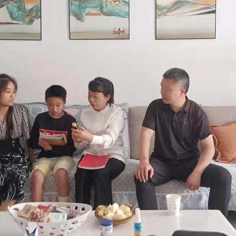 家访温馨路, 教育有温度 ——南城县第一小学五（5）班劳动节家访活动纪实