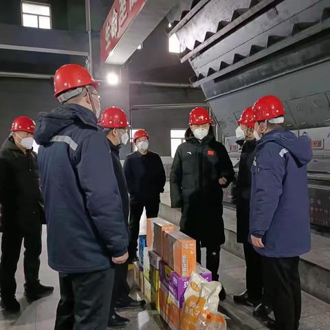 围场县县委书记刘洋一行到围场分公司进行调研指导和慰问工作