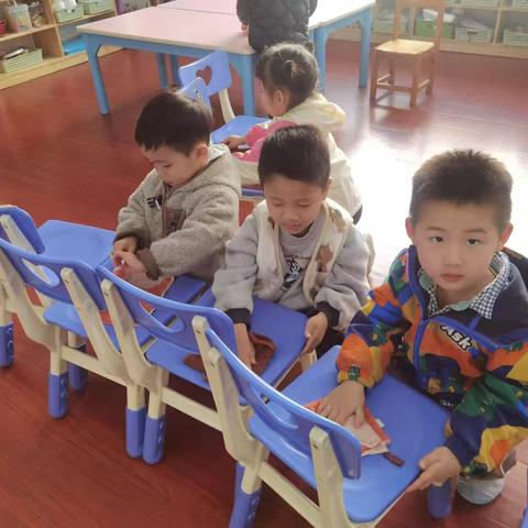 幼儿园小班—我会擦桌子