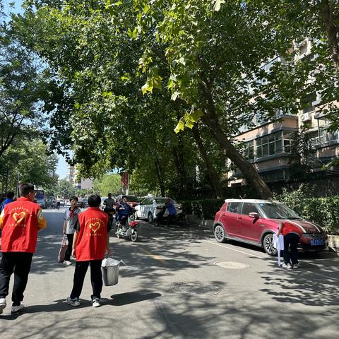 安阳市龙安区第二初级中学开展“劳动教育促成长 志愿服务我先行”劳动主题教育活动