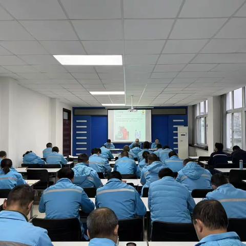 董家沟油库召开职工大会暨二月安全分论坛