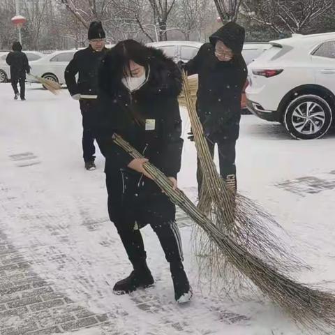 【宣化审计】迎风雪，战严寒，扫雪除冰在行动