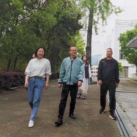 南口学校迎接消防安全检查