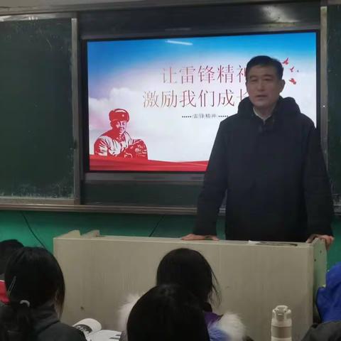 皇镇中学“学雷锋纪念日”，践行雷锋精神