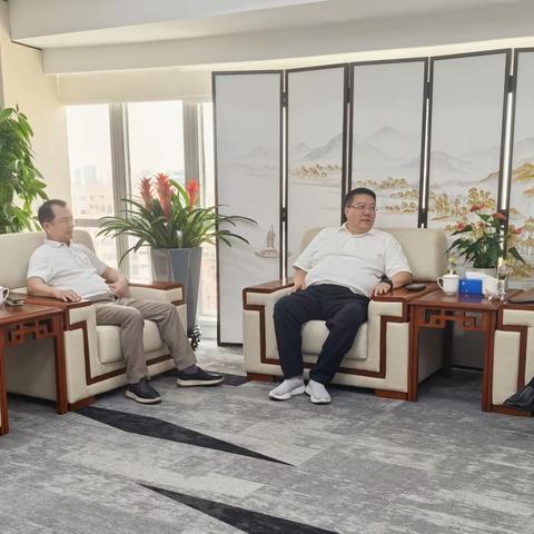 复旦情牵琼州，银企共筑公益|  李泳昌董事长拜会交通银行 海南省分行行长黄叶峰， 共话合作新篇章