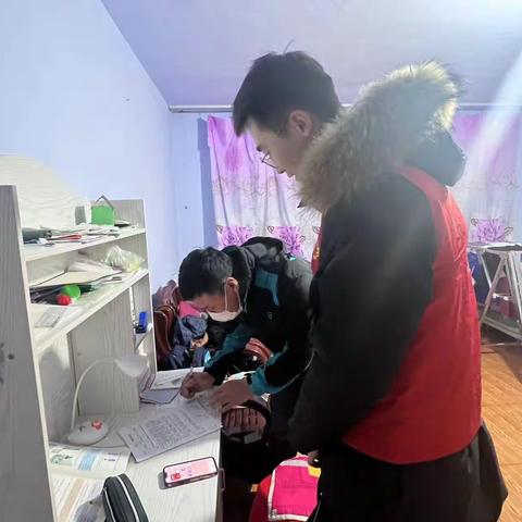 扎赉特旗支行开展矛盾纠纷排查化解志愿服务活动