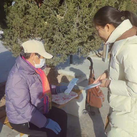 红旗街道汇丰路社区开展文明养犬主题宣传活动