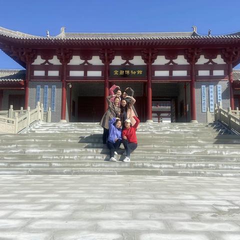 宜君县档案局开展“寻迹宜君古今底蕴 彰显时代巾帼风采”活动