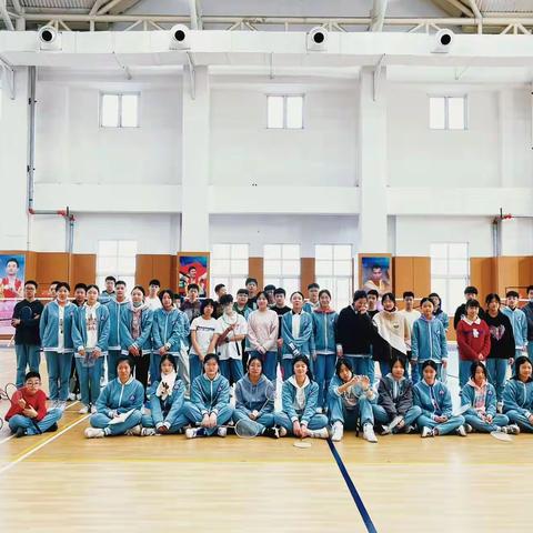 [廊坊华夏幸福学校]   羽毛球社团纪实