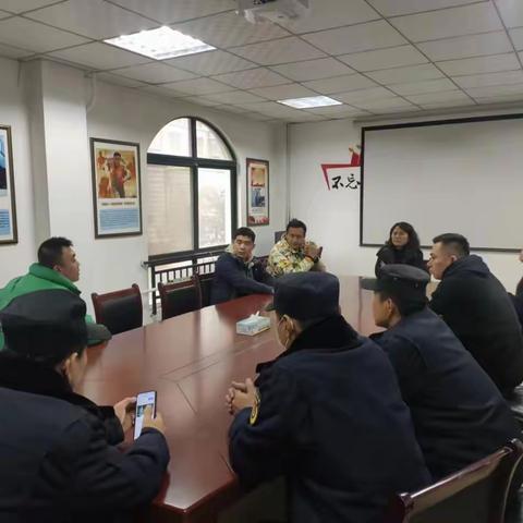 【城市管理进社区】东风街道上海花园社区组织开展“城市管理进社区圆桌对话”