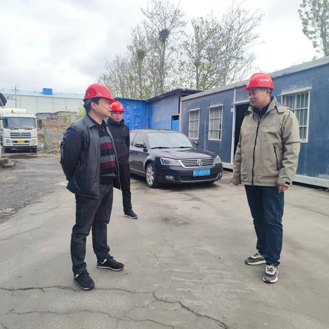 路桥公司开展“清明”节前安全环保督导检查