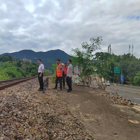 协同联动开展安全调研 夯实沿线安全保障基础