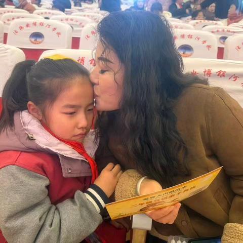 双语共读，爱要大声说出来——沭阳安博银河学校二年级亲子阅读活动纪实