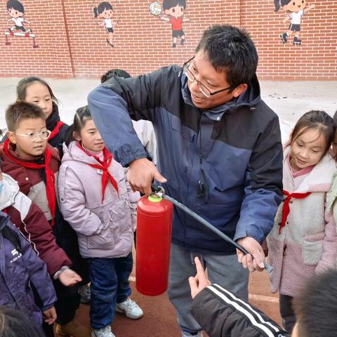小小消防员，出动——沭阳安博银河学校小学部主题阅读