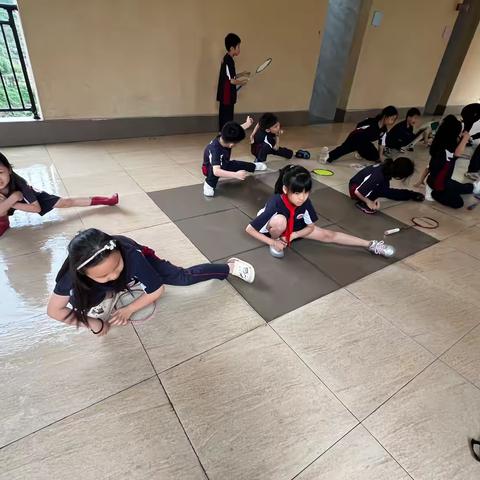 华商外语实验学校羽毛球A班