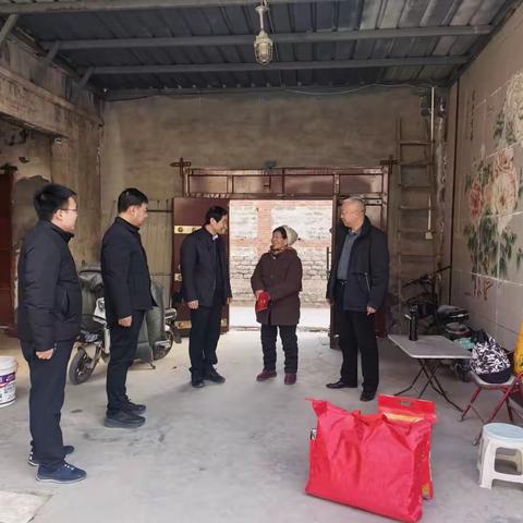 磁县政协副主席苗建军开展春节前帮困送温暖走访慰问活动
