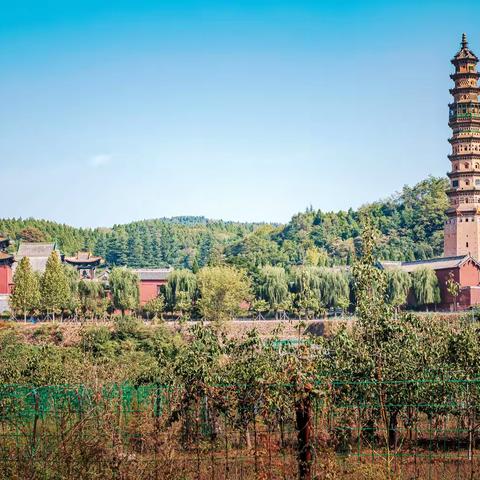 海  会  寺 摄影：燕山秦水